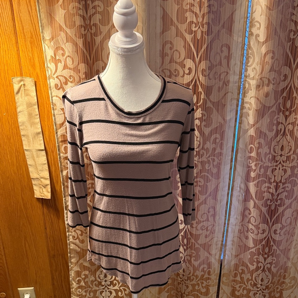 Striped Tan & Black 3/4 Length Sleeve Women's Tee